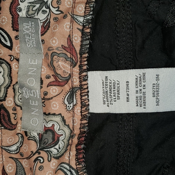 One 5 One Mid Rise Cargo Cropped  Pants - Picture 5 of 6